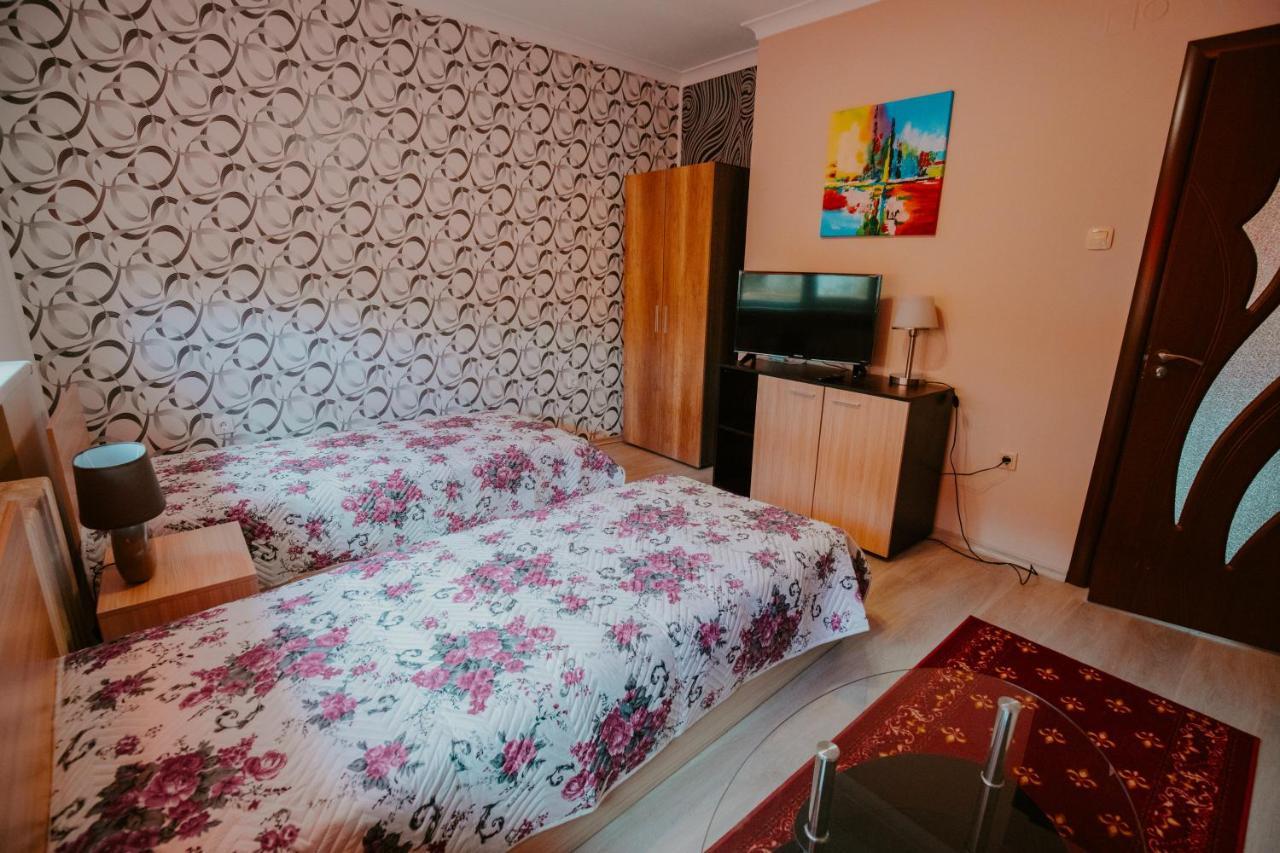 Dimitrovi Rooms Sofia Exterior photo